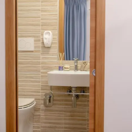 Retro Guest house