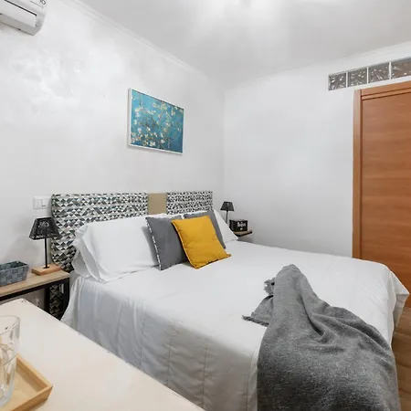 Guest house Retro *
